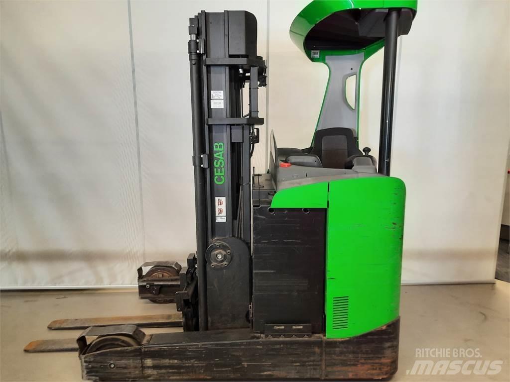 Cesab R 325 Chariot à mât rétractable