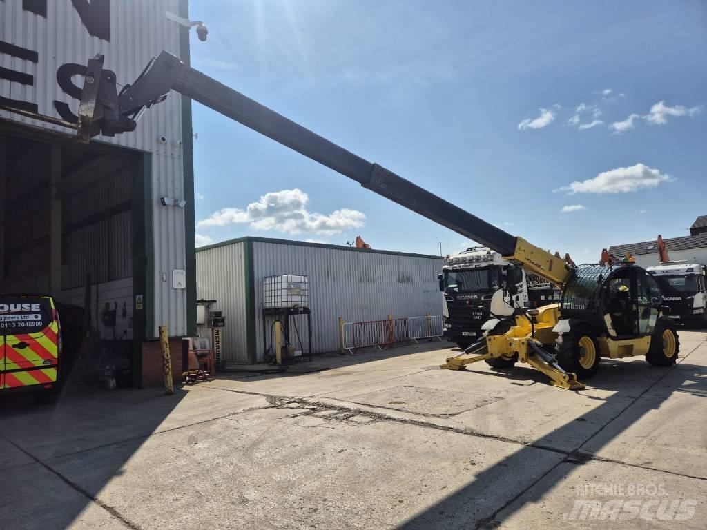 New Holland LM1445 Chariot télescopique