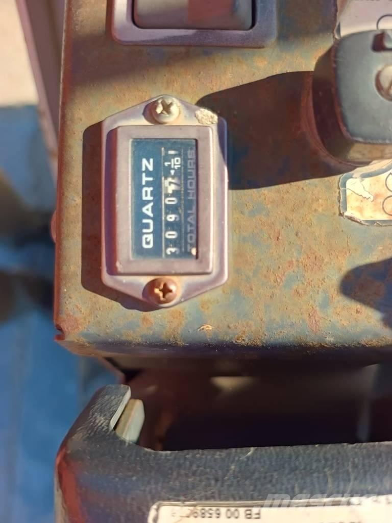 Bobcat 322 D Mini pelle < 7t