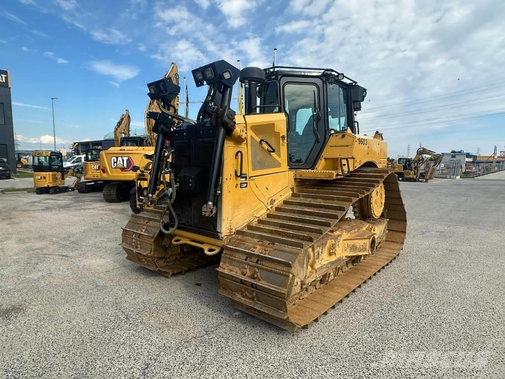 CAT D 6 XE Bouteurs sur chenilles