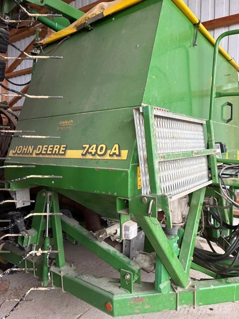 John Deere 740 A Semoir