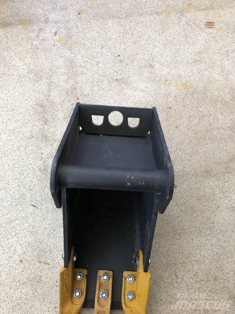  Łyżka 230mm Pelle rétro arrière