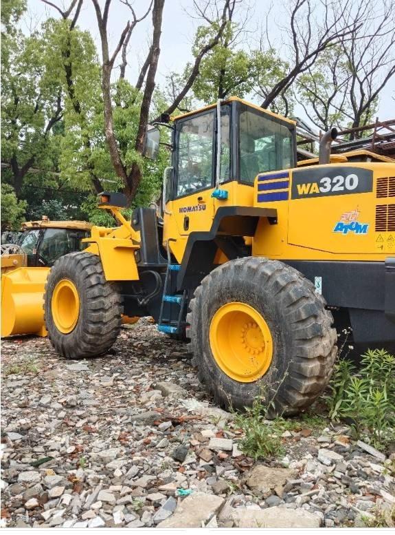 Komatsu WA 320-5 Chargeuse sur pneus