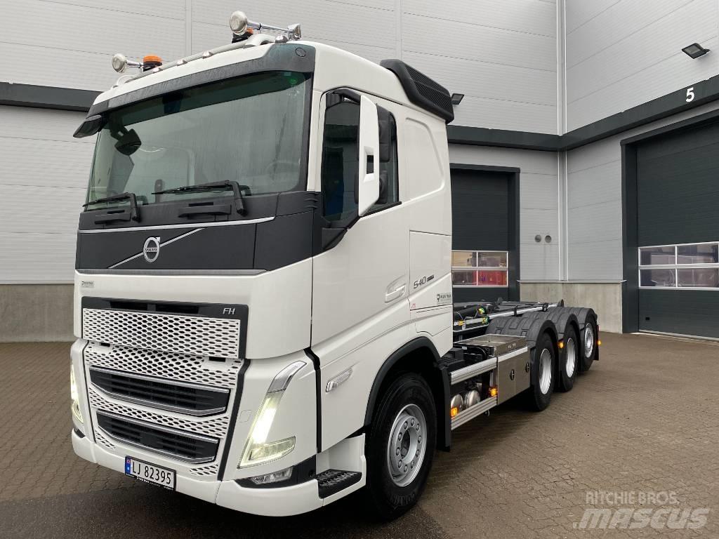 Volvo FH540 Tridem Camion ampliroll