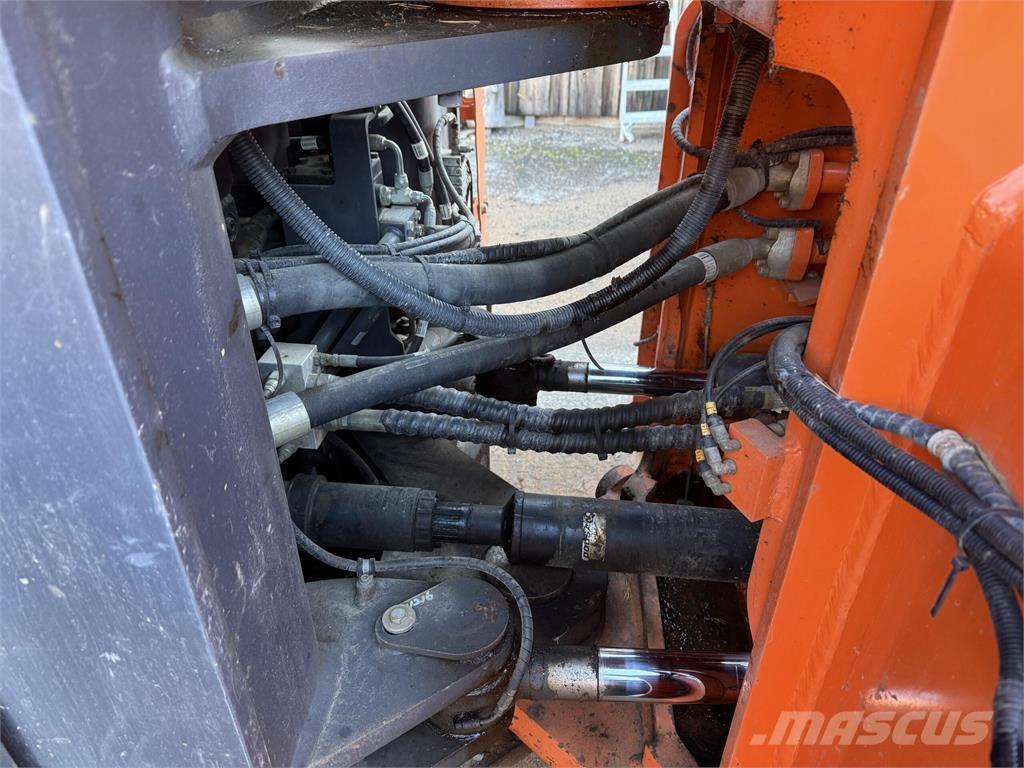 Doosan DL 550-3 Chargeuse sur pneus