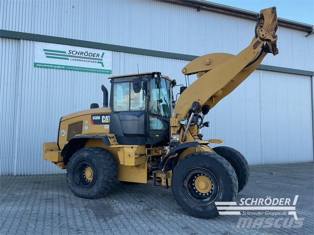  938 M Chargeuse sur pneus