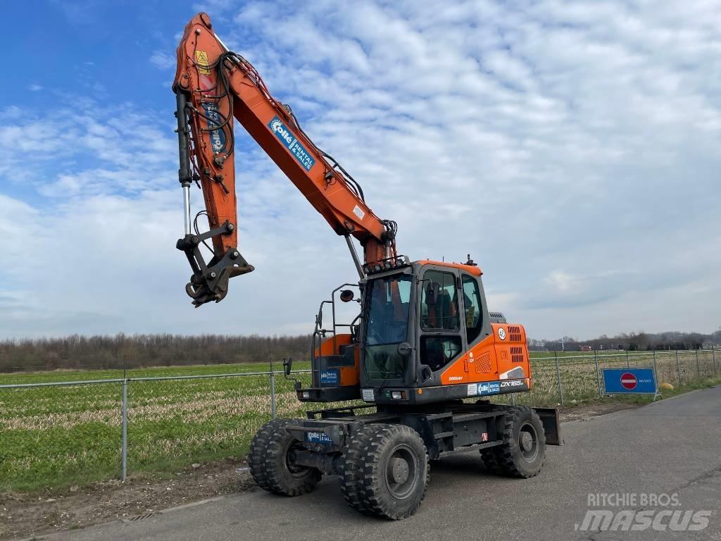 Doosan DX165W-5 Pelle sur pneus