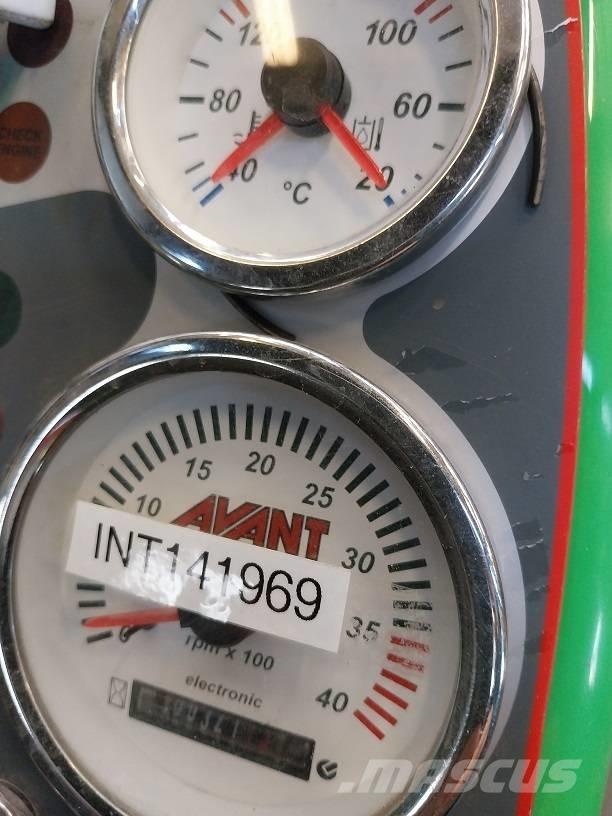 Avant 640 Chargeuse compacte