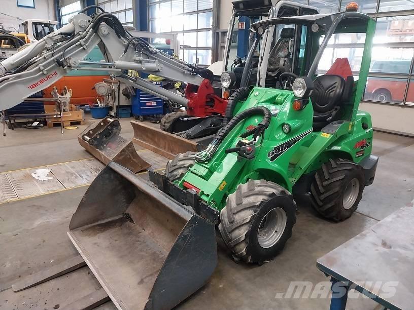 Avant 640 Chargeuse compacte