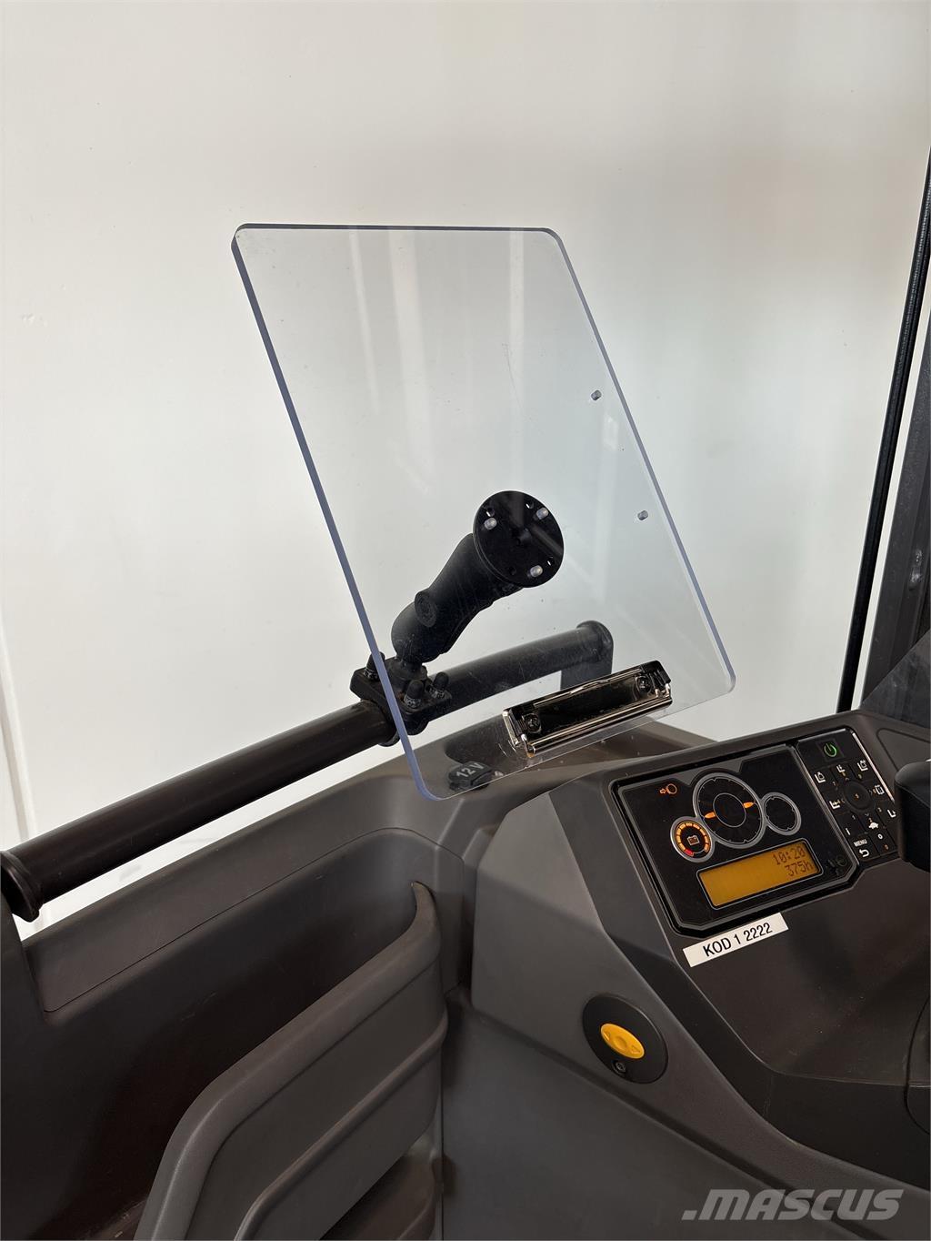 Atlet UMS160 Chariot à mât rétractable