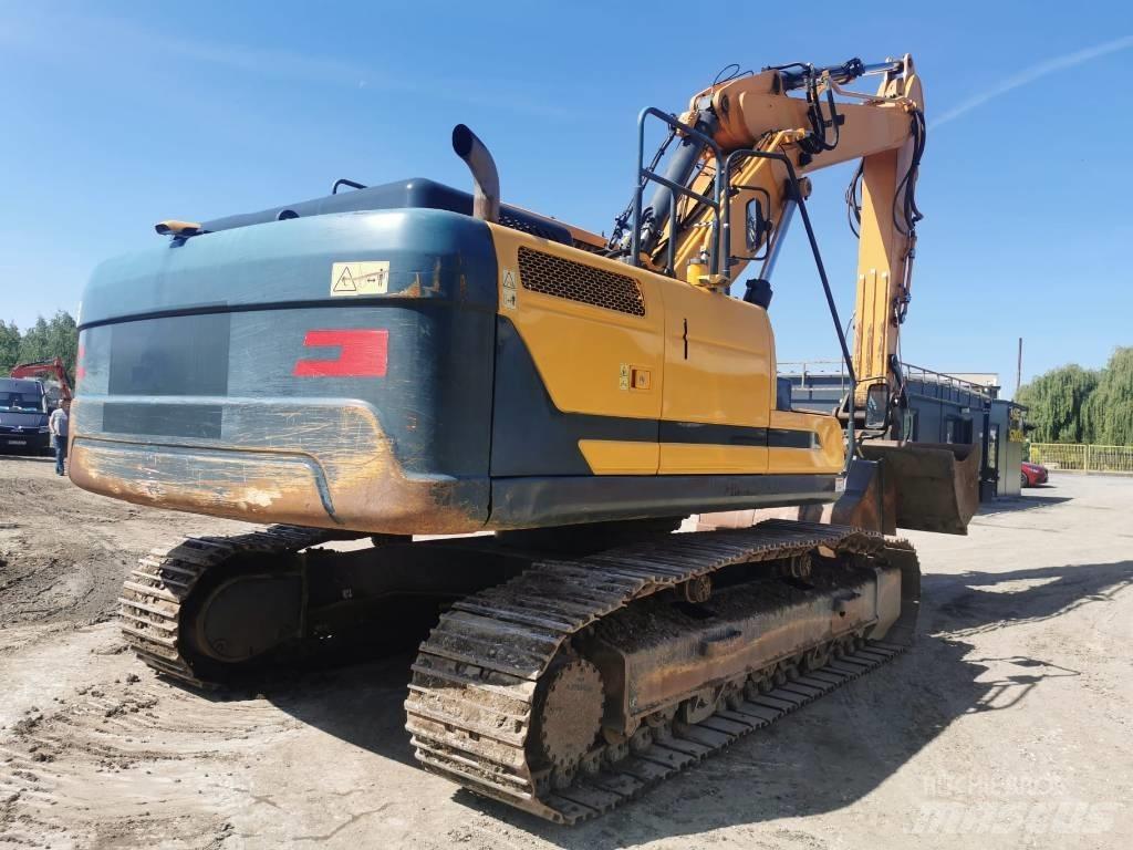 Hyundai HX 260 NL Pelle sur chenilles