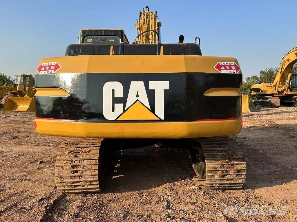 CAT 320B Pelle sur chenilles
