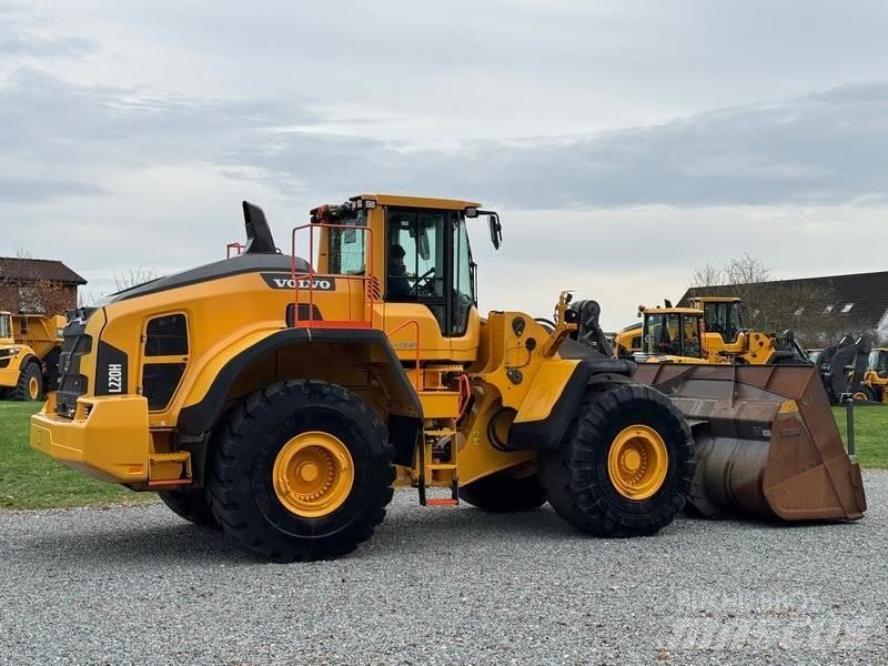 Volvo L 220 H Chargeuse sur pneus