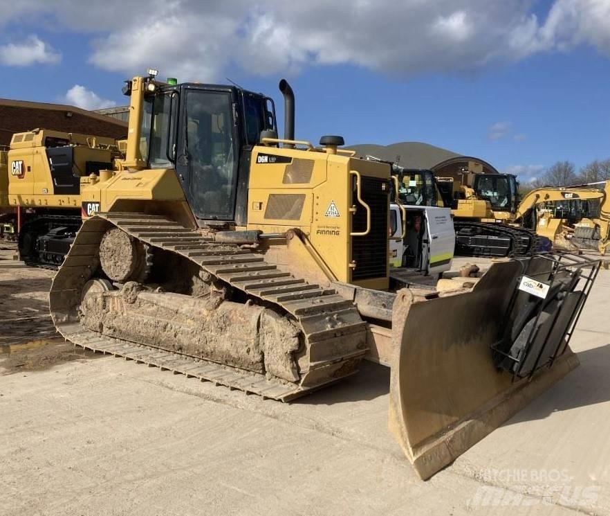 CAT D 6 N LGP Bouteurs sur chenilles
