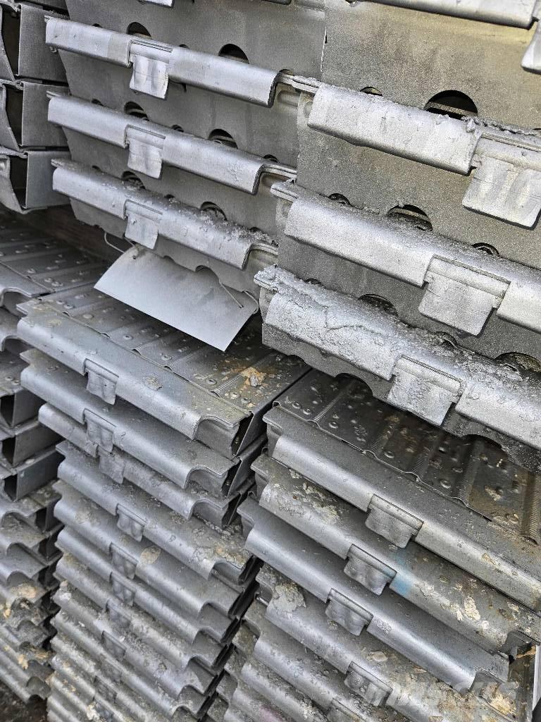 Peri UP T72 Echafaudage