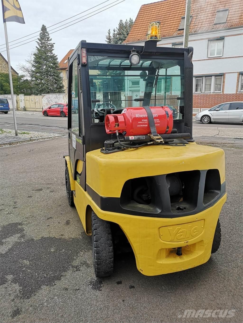 Yale GLP40VX5-V Chariots GPL