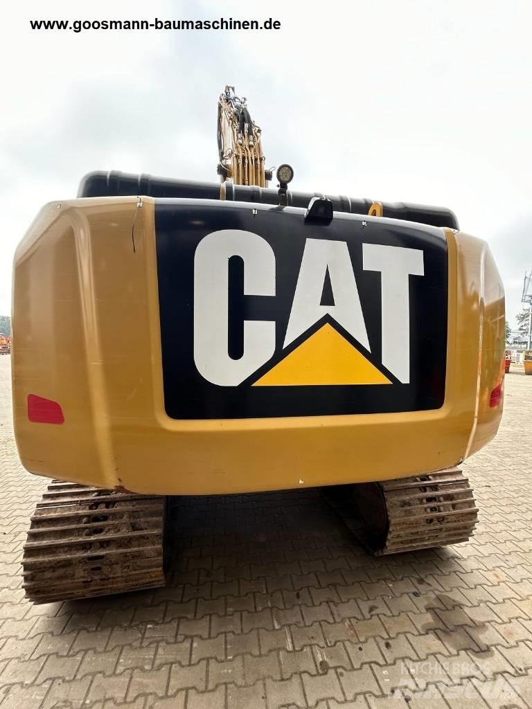 CAT 326 F LN Pelle sur chenilles