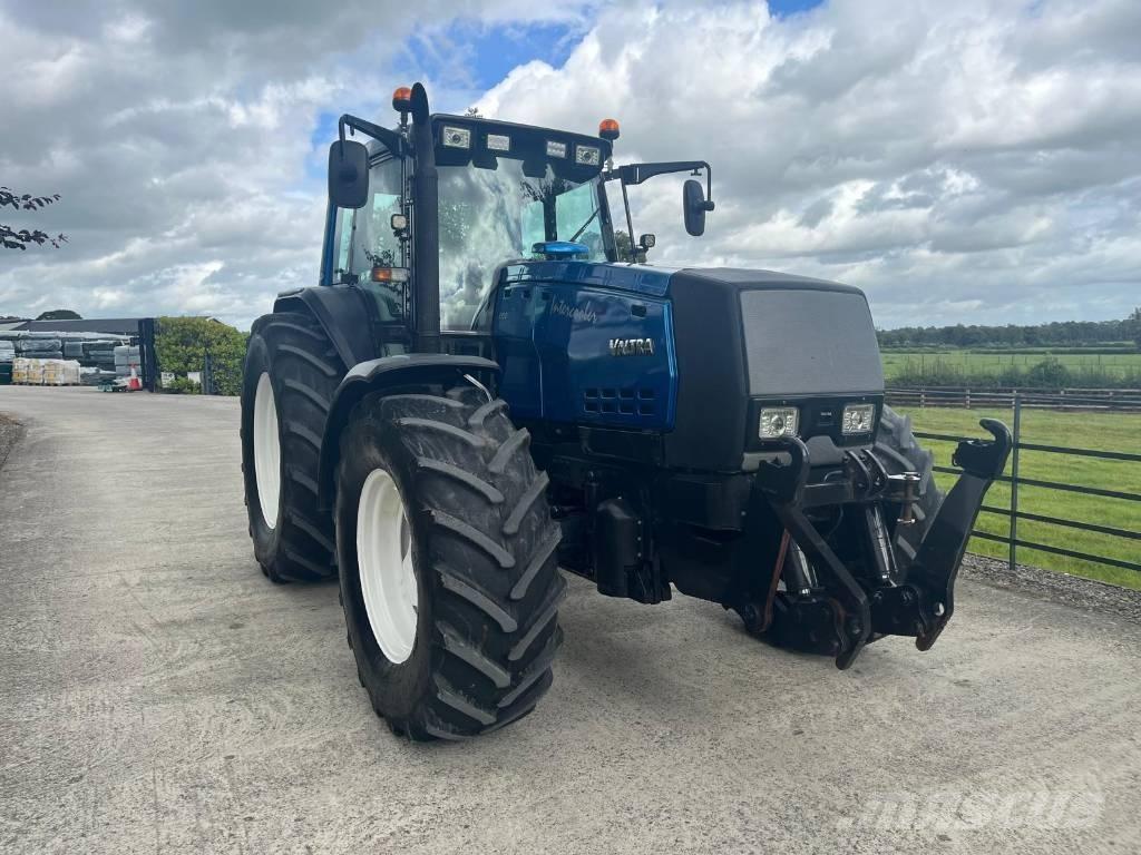 Valtra 8950 HiTech 4 Tracteur
