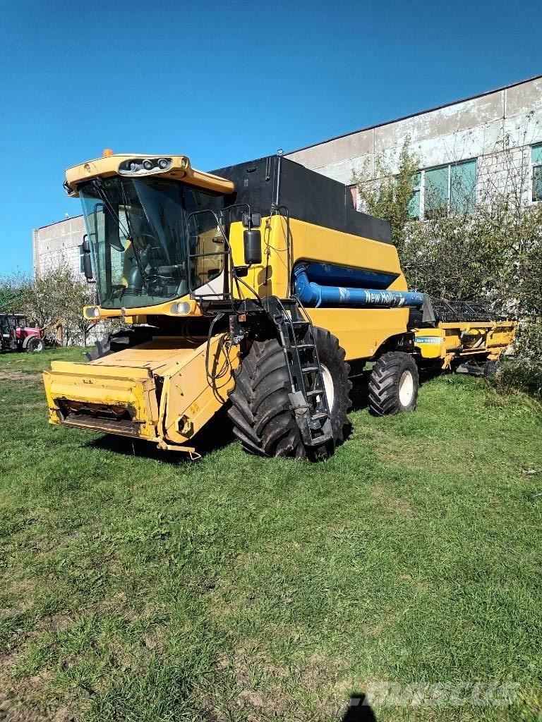 New Holland CS 6080 Moissonneuse batteuse