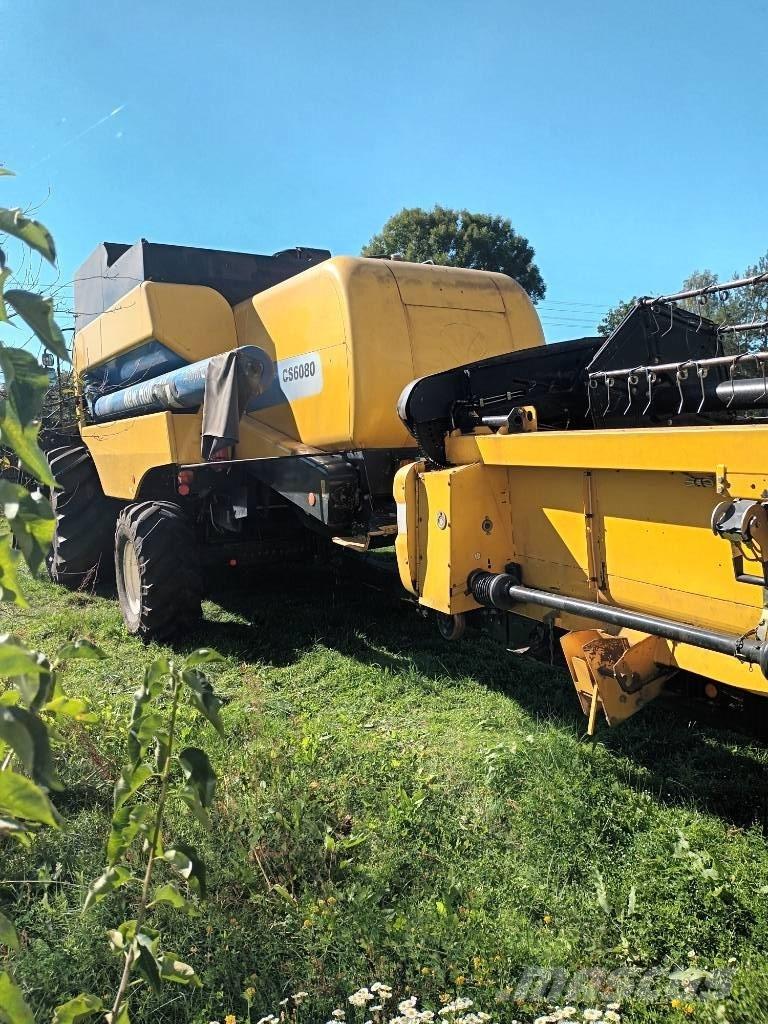 New Holland CS 6080 Moissonneuse batteuse