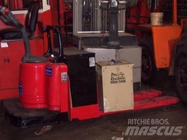 Raymond 112TMFR600 Autre camion
