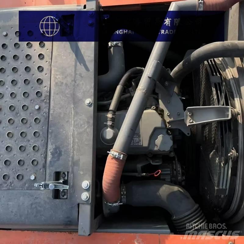 Hitachi ZX 360 LC Pelle sur chenilles