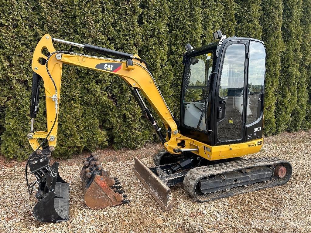 CAT 302.7 D CR Mini pelle < 7t
