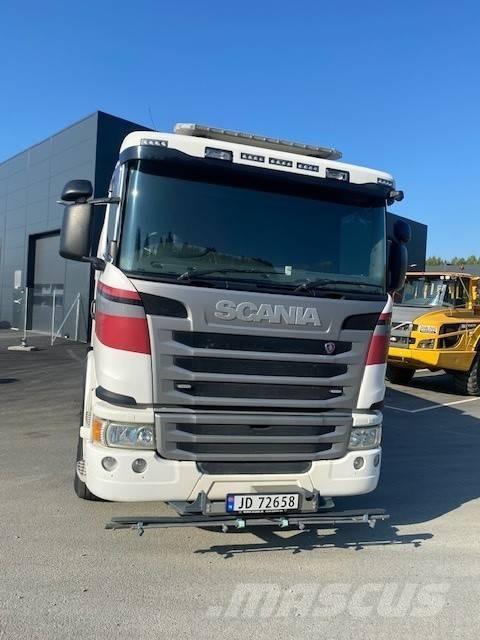 Scania G 410 Camion balayeur