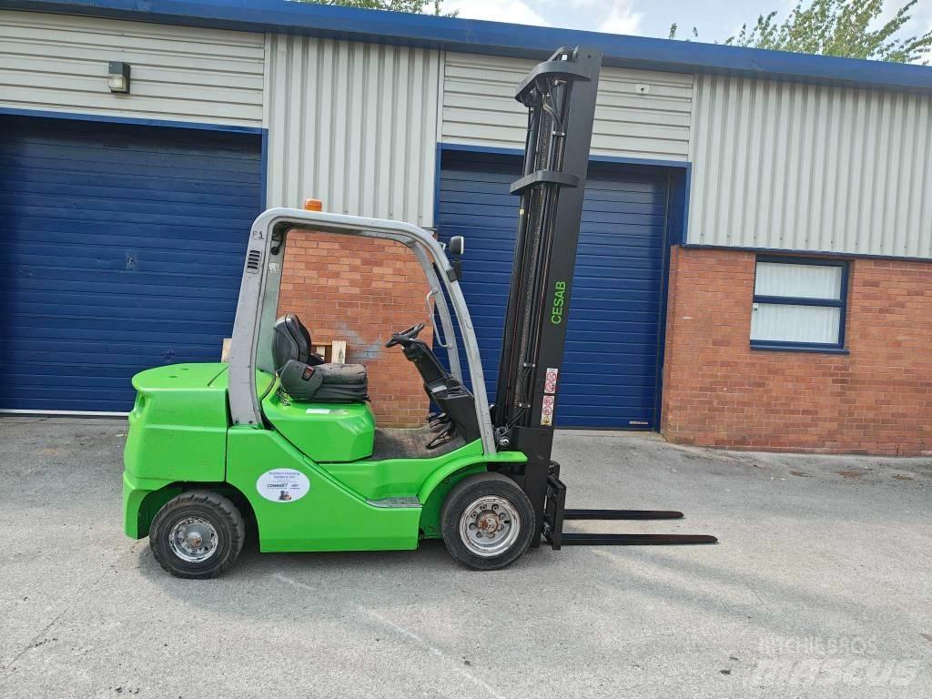 Cesab M 325 Chariots diesel