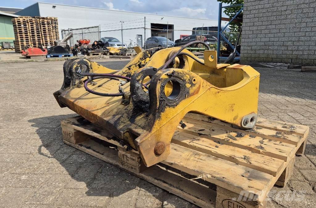 CAT PW2506 Attache rapide pour godet