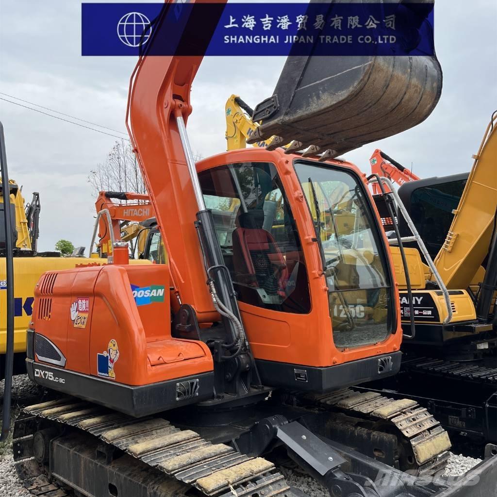 Doosan DX 75 Pelle sur chenilles