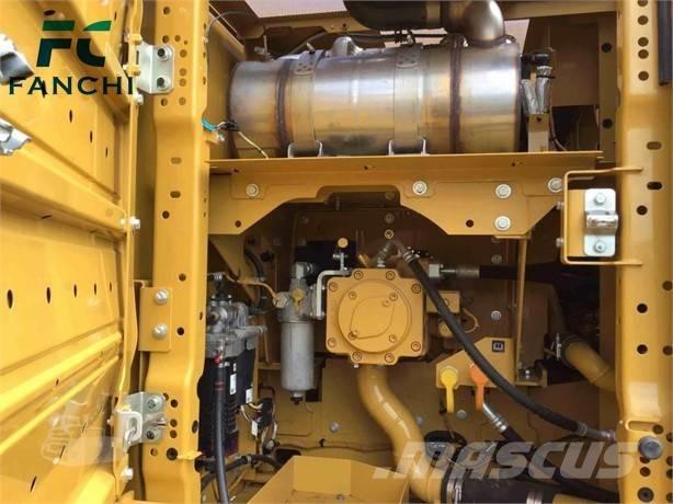 CAT cat320E Pelle sur chenilles