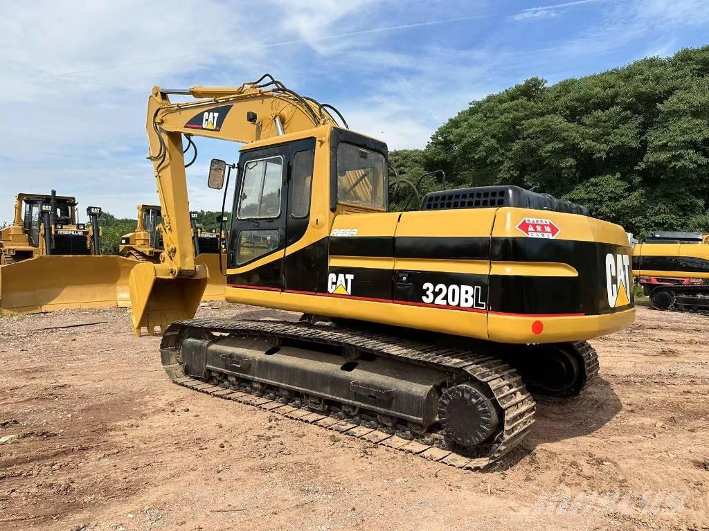 CAT 320B Pelle sur chenilles