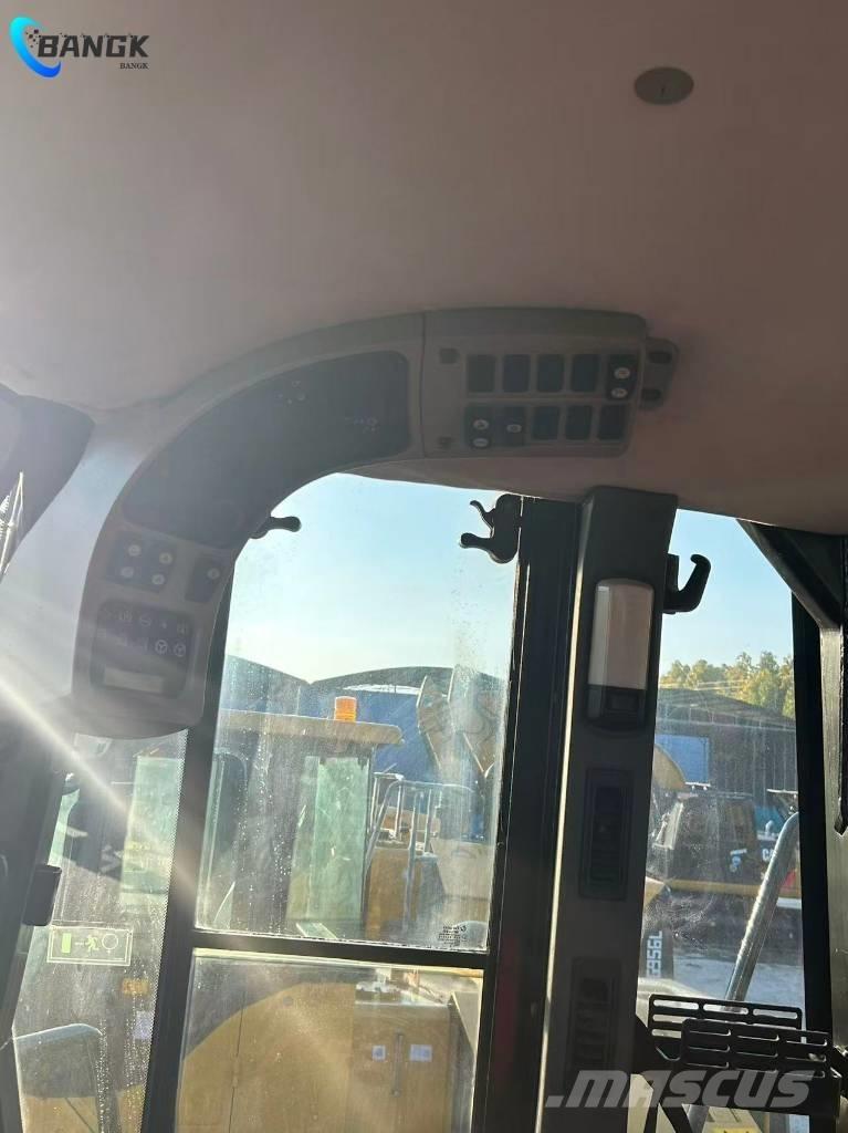 CAT 966 H Chargeuse sur pneus