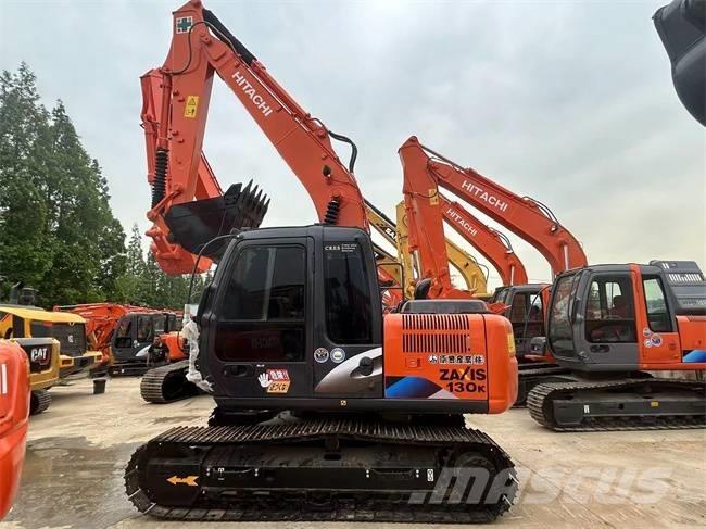 Hitachi ZX 130 Pelle sur chenilles