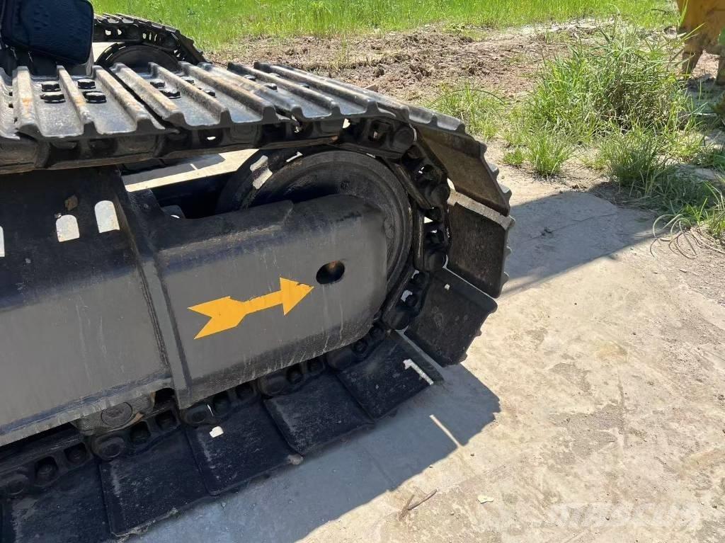 Komatsu PC 220 Pelle sur chenilles