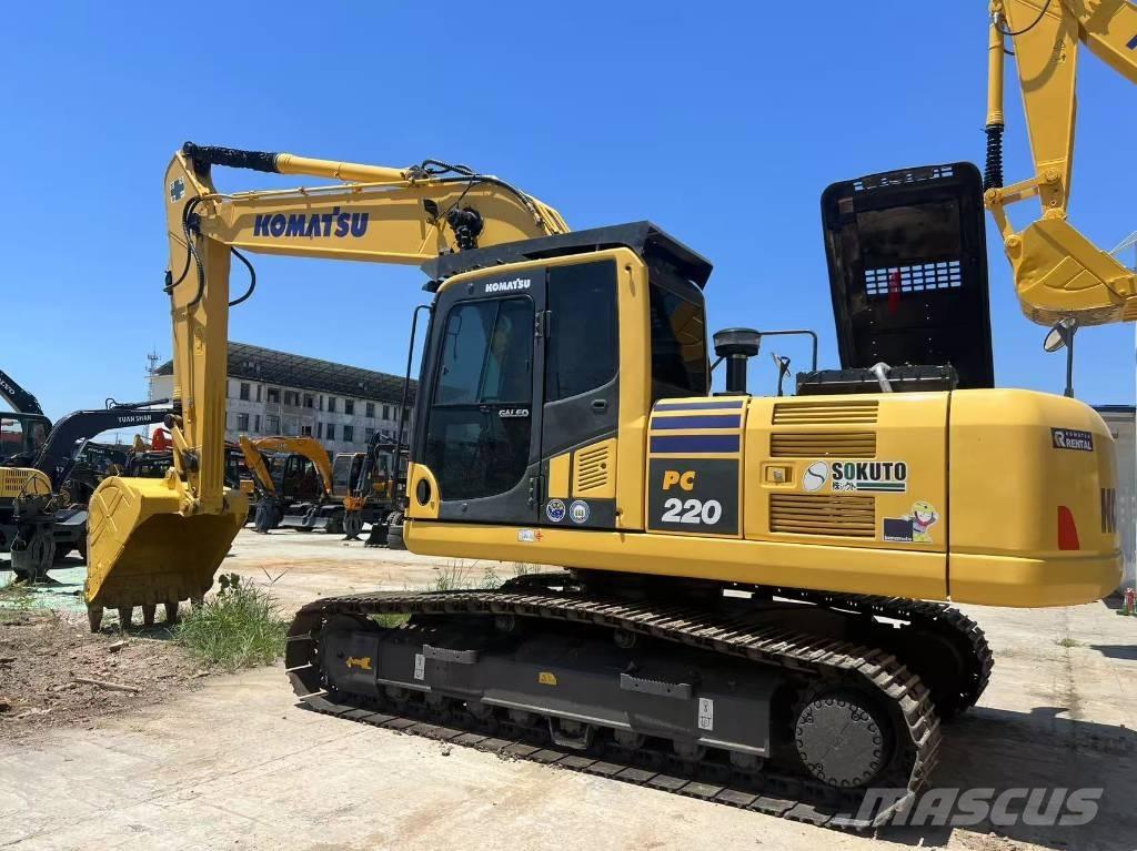 Komatsu PC 220 Pelle sur chenilles