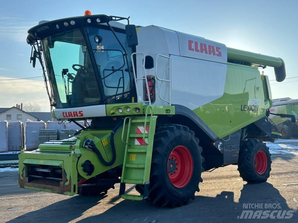 CLAAS Lexion 620 Moissonneuse batteuse