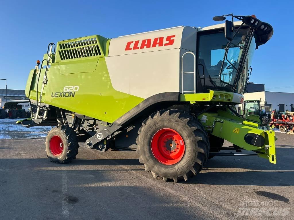 CLAAS Lexion 620 Moissonneuse batteuse