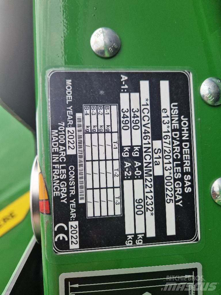 John Deere V461M Presse à balle ronde