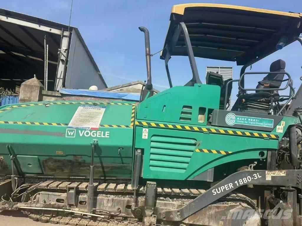 Vögele 1880-2l Finisseur