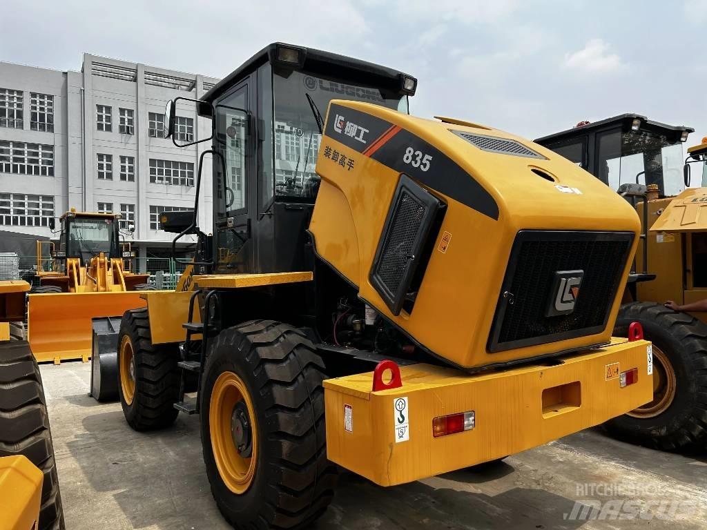 LiuGong 835 Chargeuse sur pneus