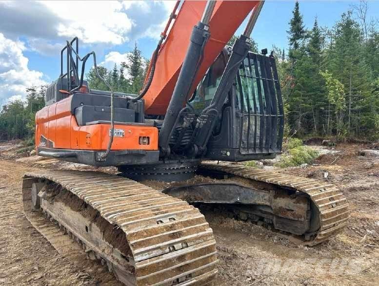 Doosan DX 350 LC Pelle sur chenilles