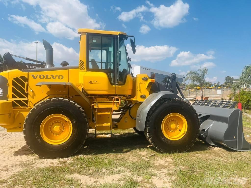 Volvo L 90 F Chargeuse sur pneus