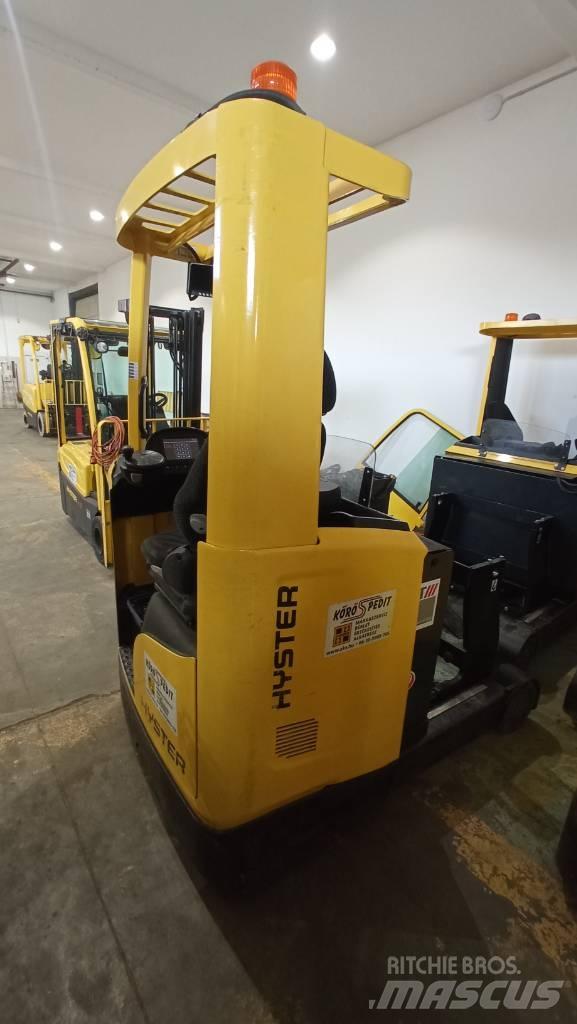 Hyster R 1.6 Chariot à mât rétractable