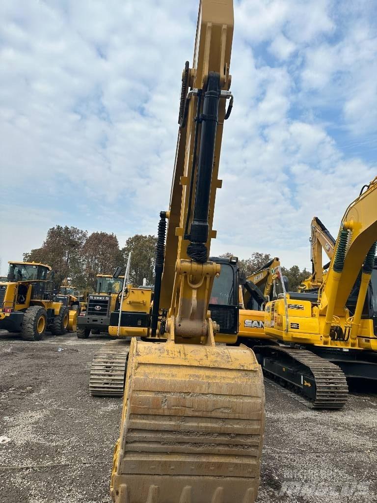 CAT 320 D2 Pelle sur chenilles