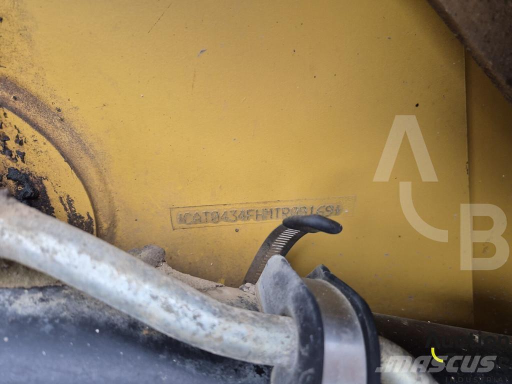 CAT 434 F Tractopelle