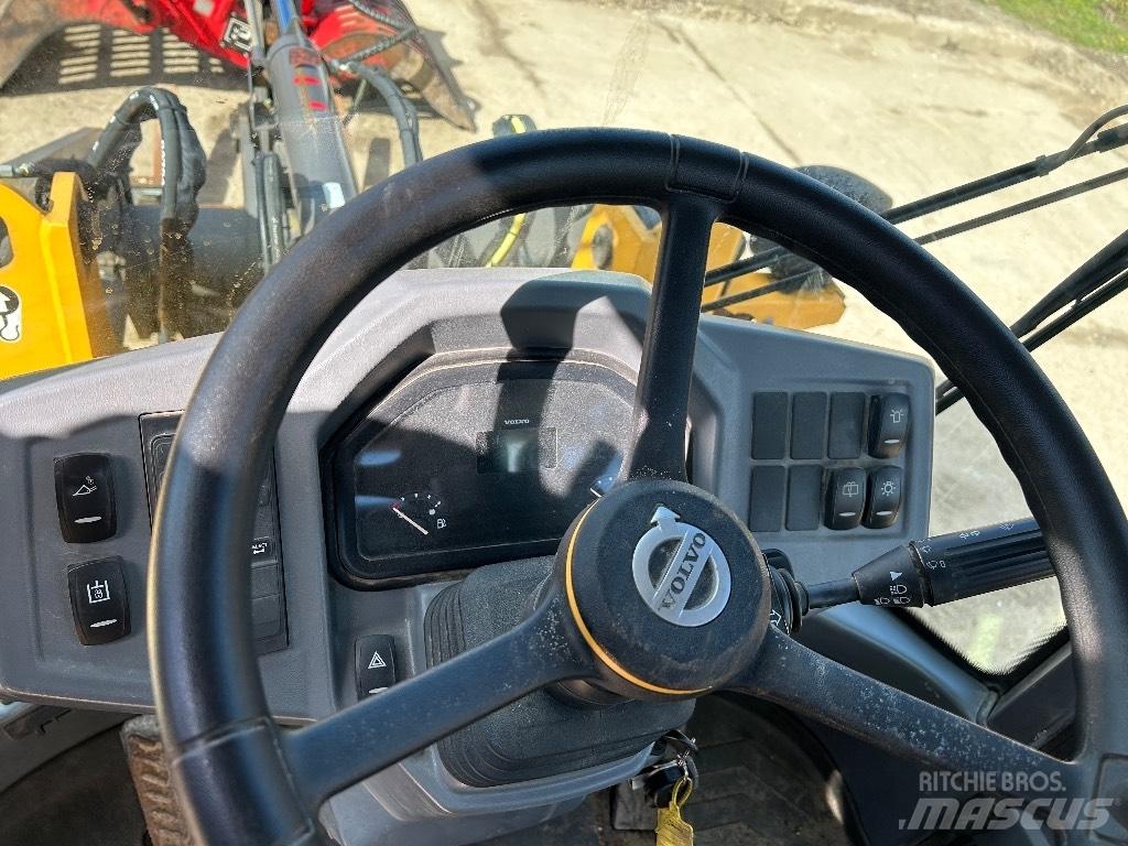 Volvo L 35 G Chargeuse sur pneus