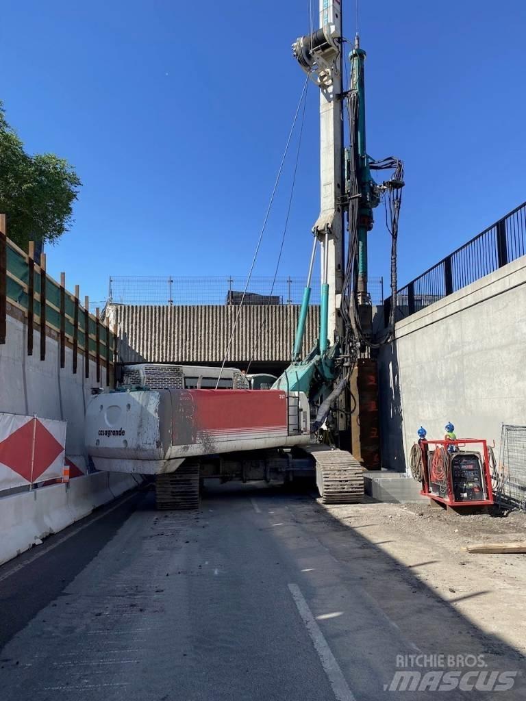 Casagrande B360XP Pelle enfonce-pieux