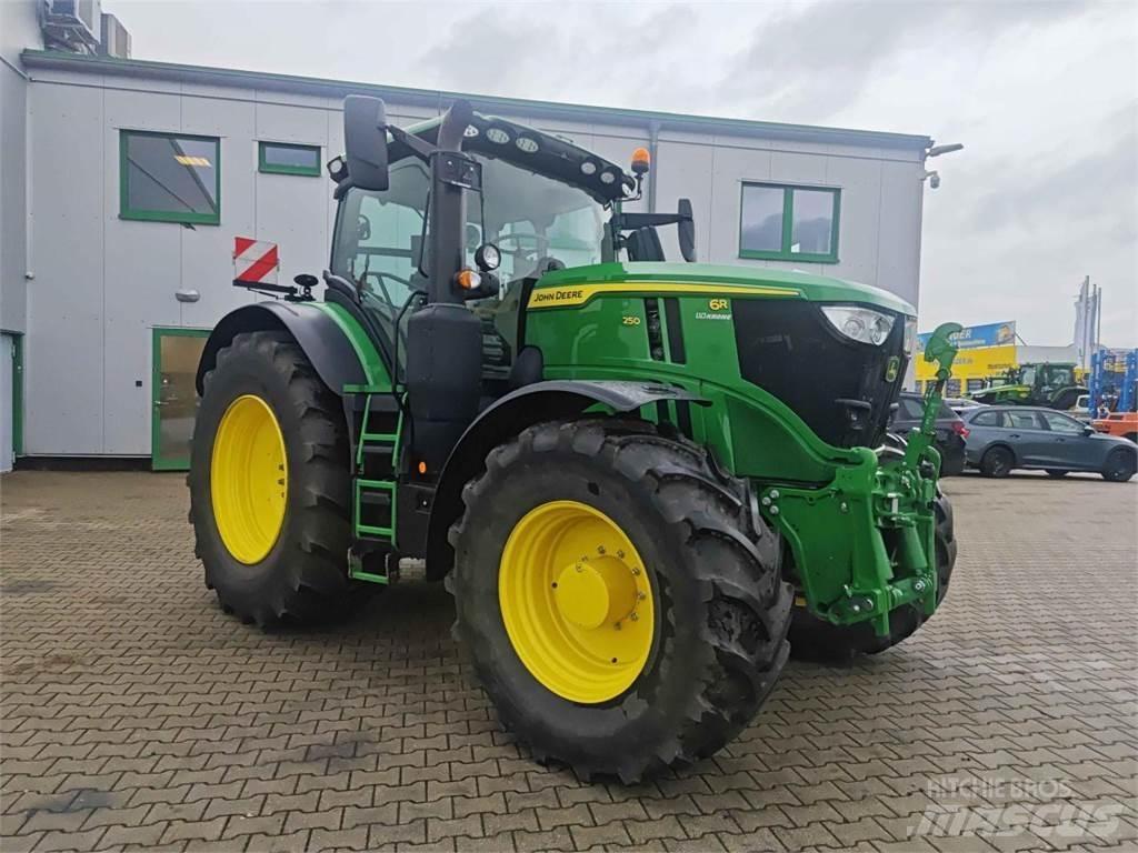 John Deere 6R 250 Tracteur